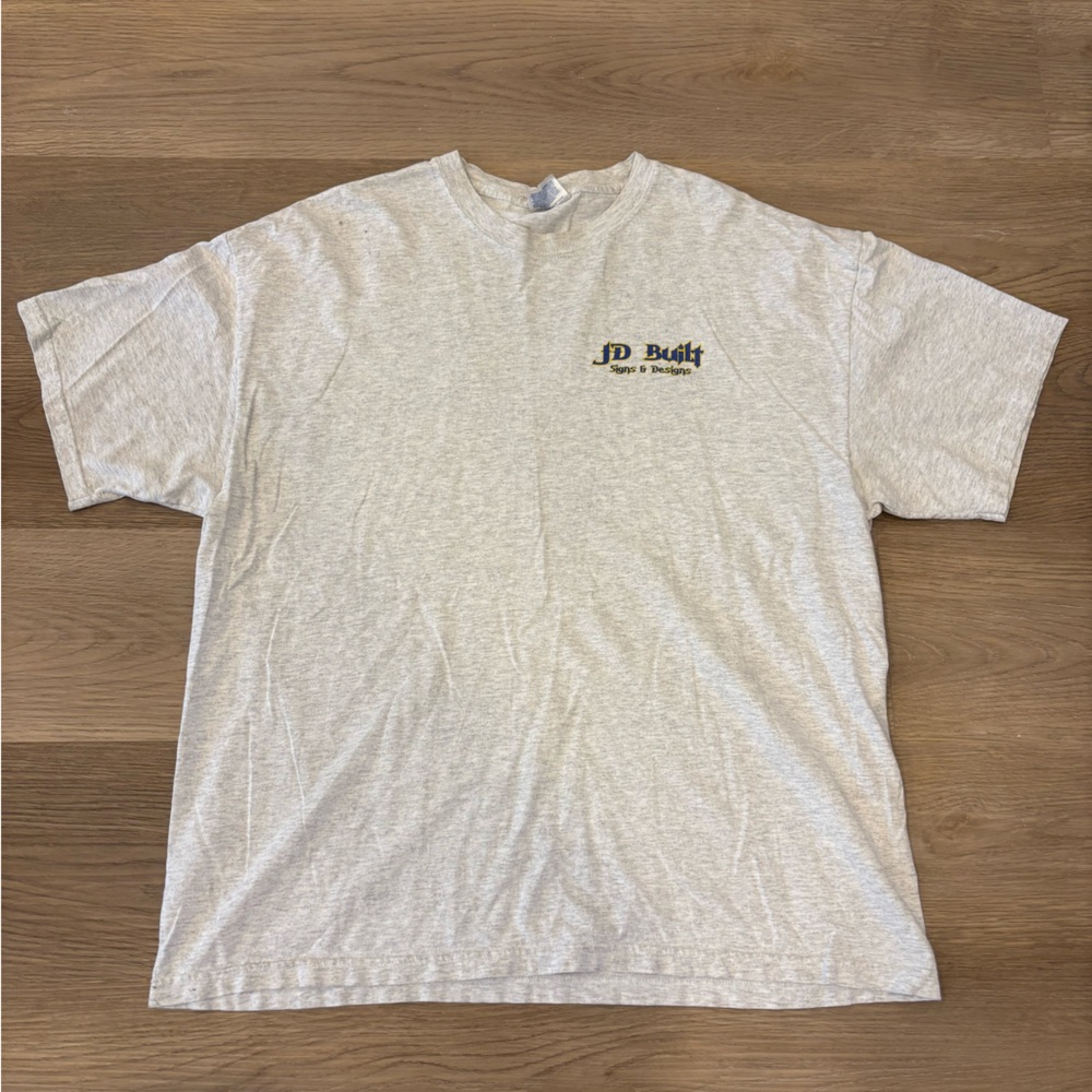 VINTAGE JD BUILT TSHIRT